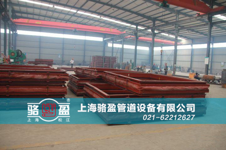 香港機(jī)場赤鱲角<a href=http://www.ydtganbing.com target=_blank class=infotextkey>非金屬補(bǔ)償器</a>生產(chǎn)廠家